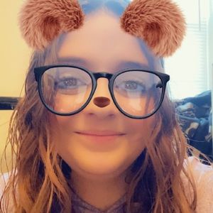 Meet your Posher, Kelli